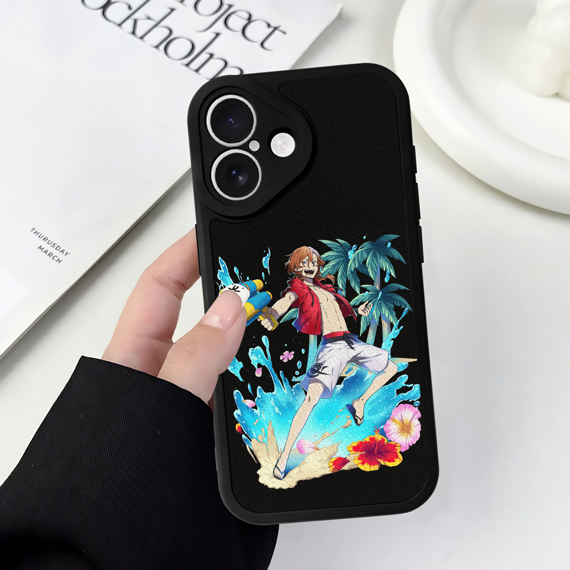 （画像用） 文豪ストレイドッグス Bungo Stray Dogs 【iPhone 16シリーズ対応】シリコンスマホケース（レザー調） 材質：シリコン